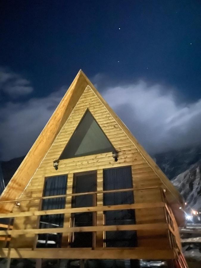 Aura Cottages カズベギ エクステリア 写真